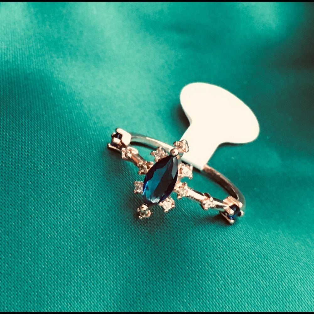 Rings - Picture 4 of 4